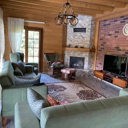 Sile Ahsap Havuzlu *