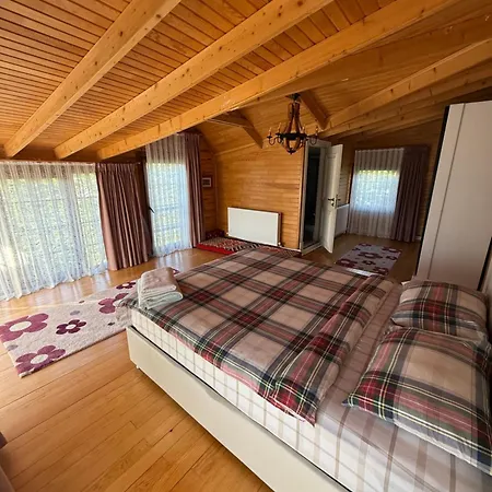 Sile Ahsap Havuzlu Ahmetli